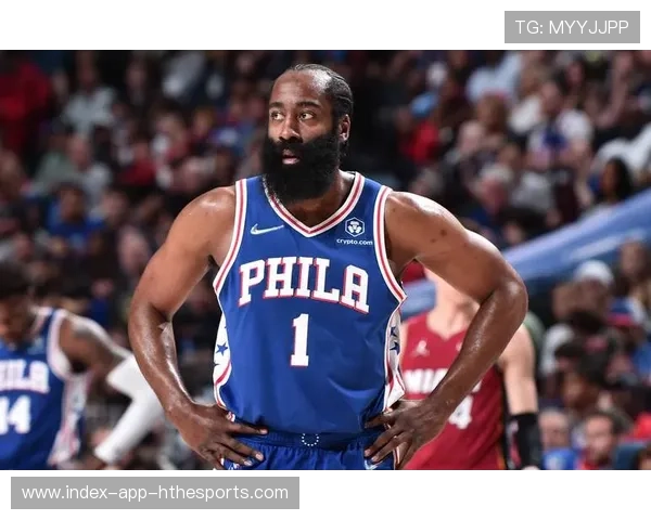 哈登最后一攻引爆热议!76 人球迷怒喊:被犯规了